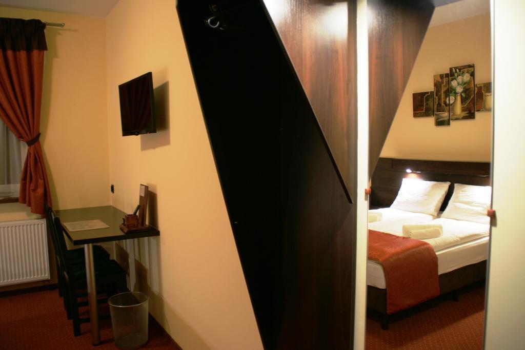 Hotel Kuznia Oberza Polska Lysomice ห้อง รูปภาพ