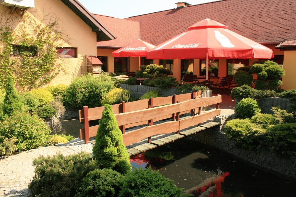 Hotel Kuznia Oberza Polska Lysomice ภายนอก รูปภาพ
